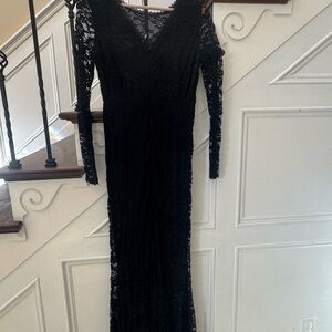 Chic Black Lace Long Sleeve Dress